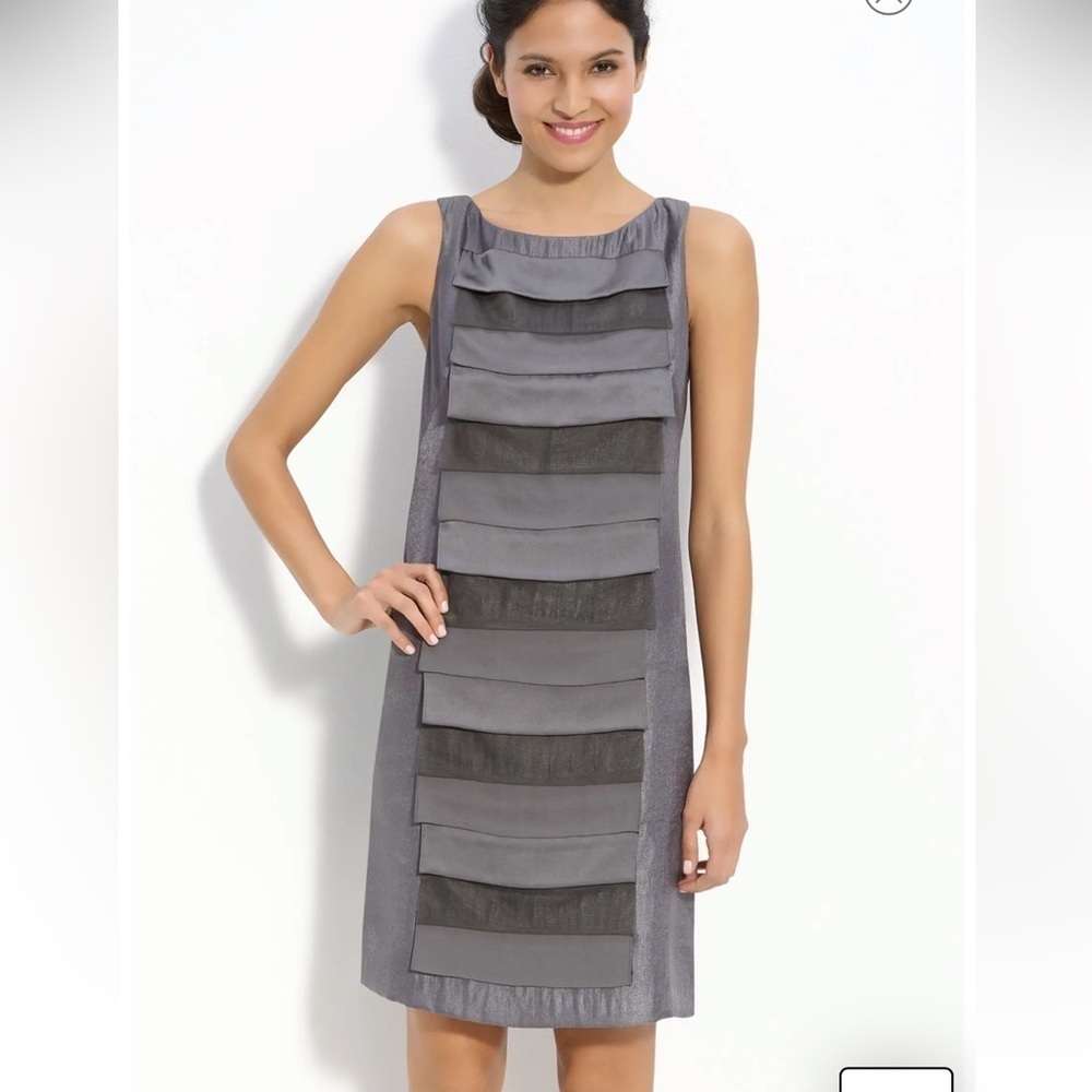 Adrianna Papell Shimmer Tier Sleeveless Shift Dress size 10